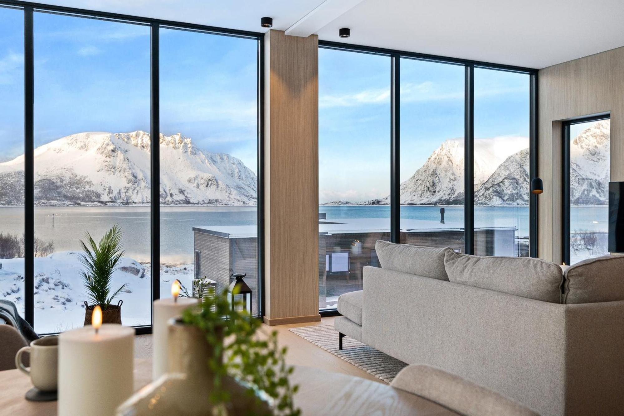 Nydelig Hytte I Unike Lofoten I Naerheten Av Henningsvaer! Lyngværet エクステリア 写真